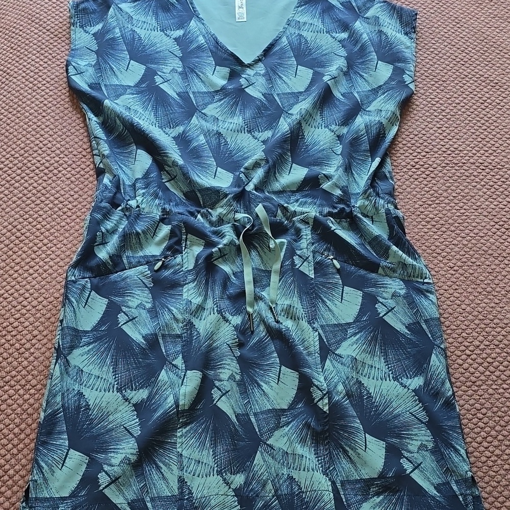 Kyodan Outdoor Tropical Blue and Green Dress - Picture 2 of 10